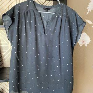 Banana Republic blouse, never worn!